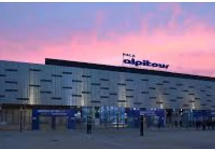 La Casa Di Bertino: Trilocale Con Parcheggio Presso Atp Arena Turin